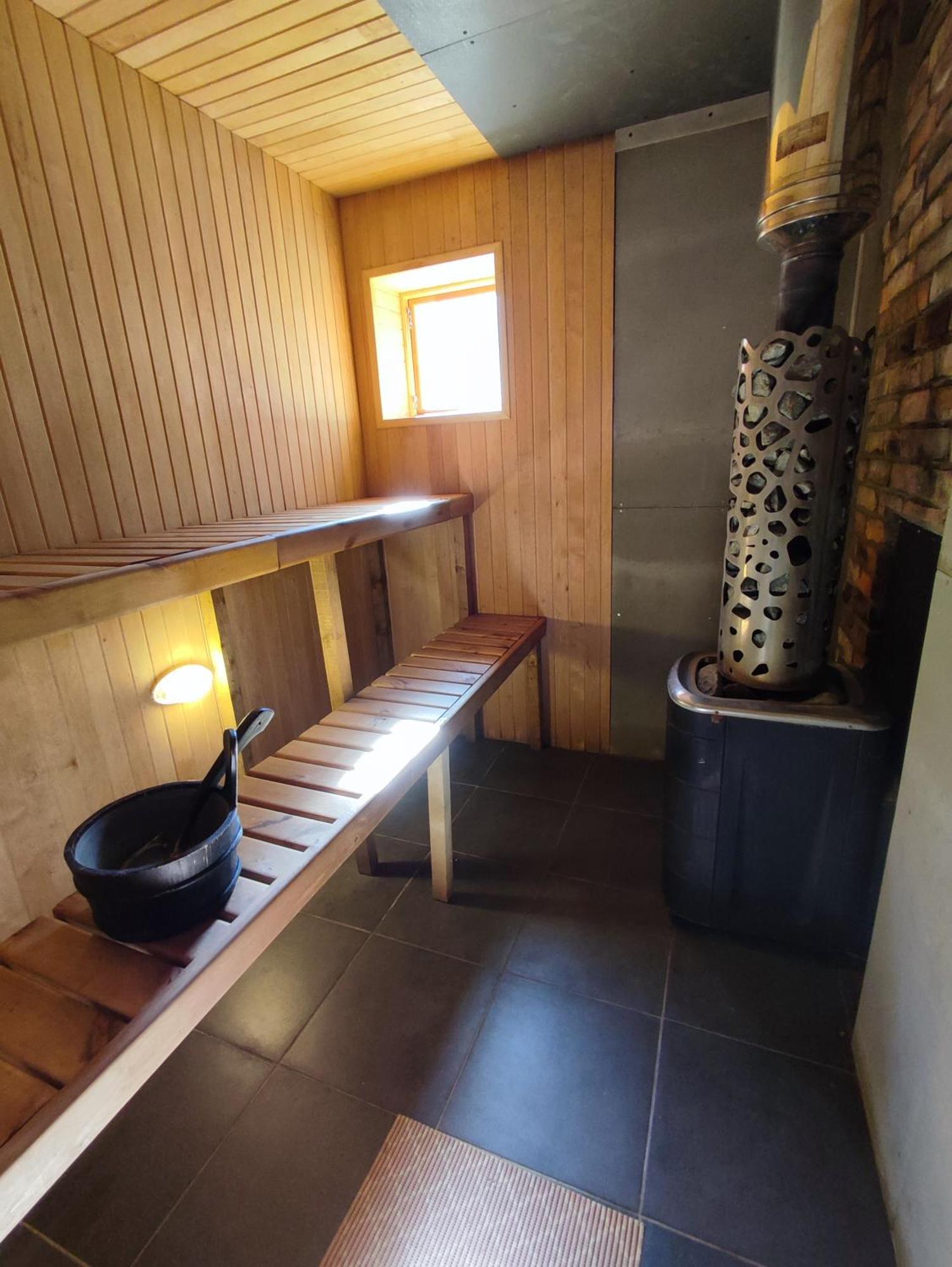 Modern Sauna Cabin In Horse Ranch Liyeplauke Esterno foto